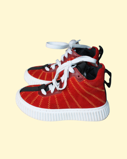 Baskets rouges taille 25