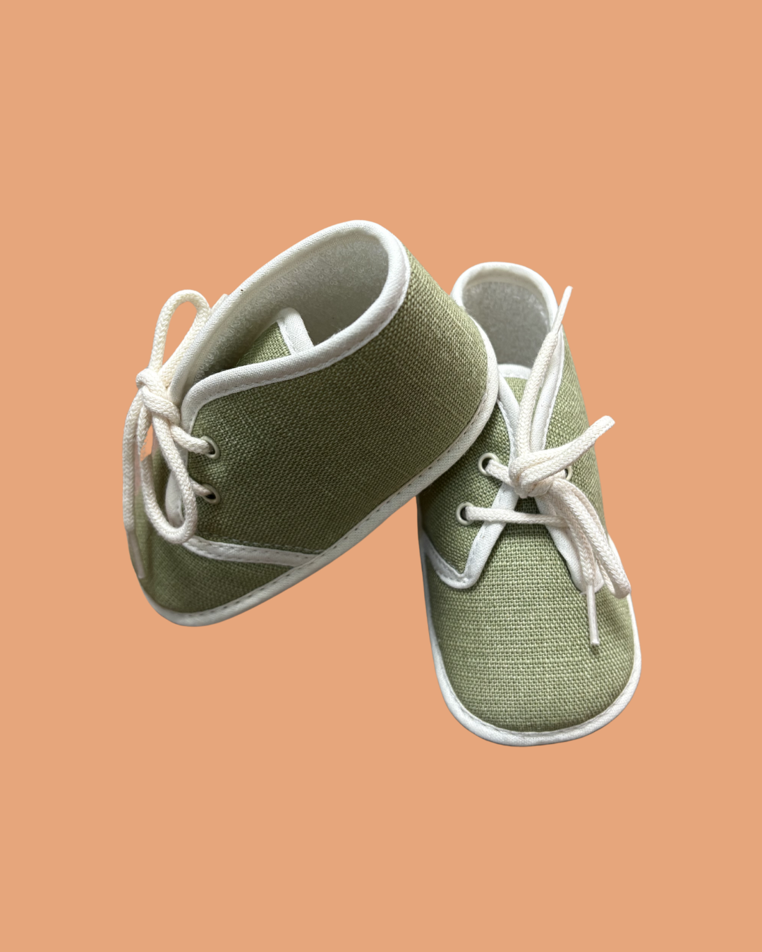 Petites chaussures vintage en toile verte à lacets taille 21