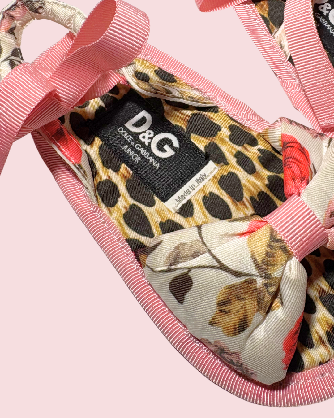 Sandales souples imprimé léopard et fleurs taille 19