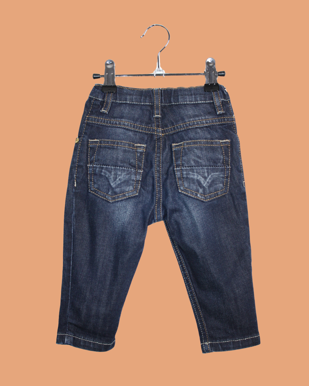 Jean bleu foncé 6 mois