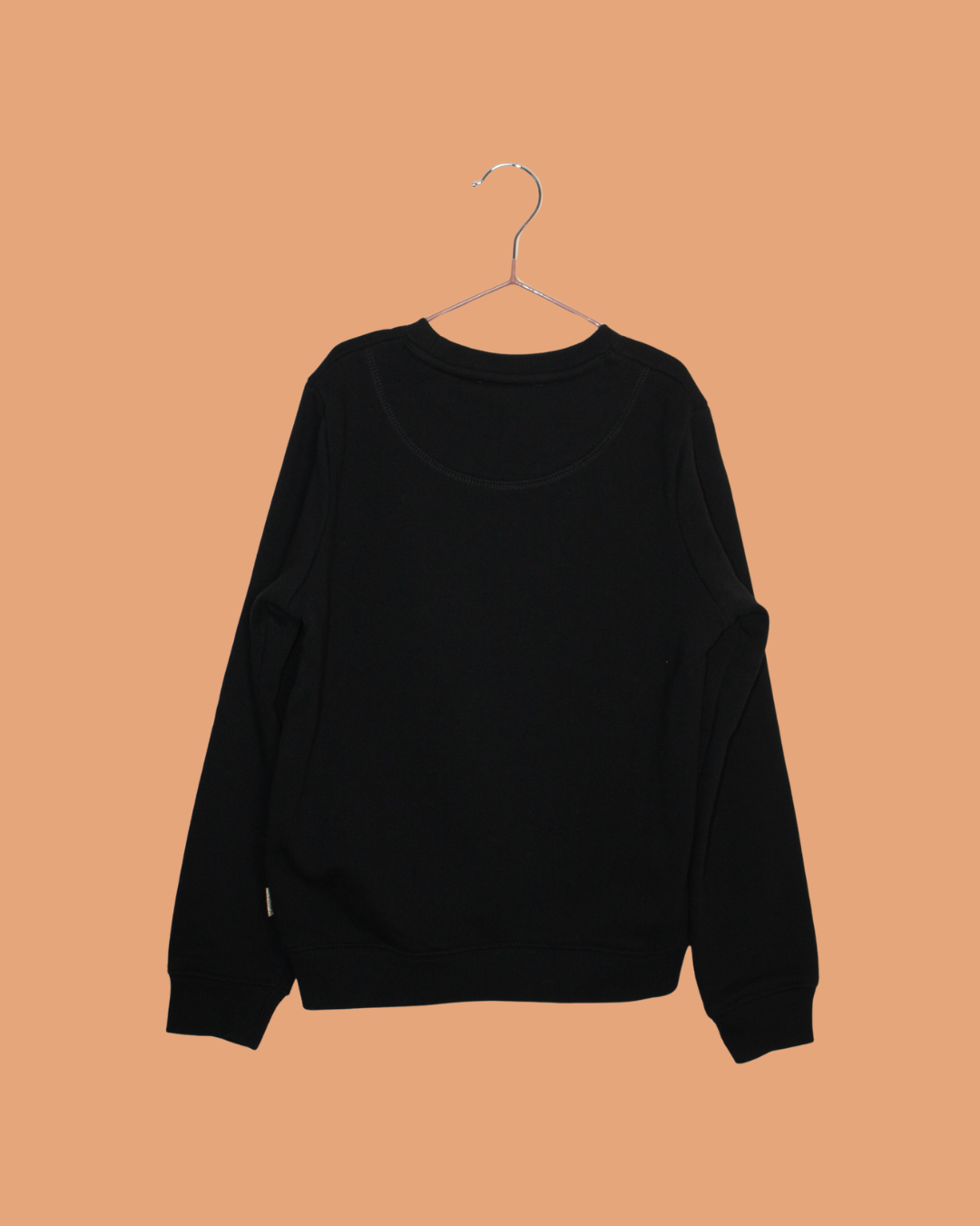 Sweatshirt noir brodé de perles 6 ans