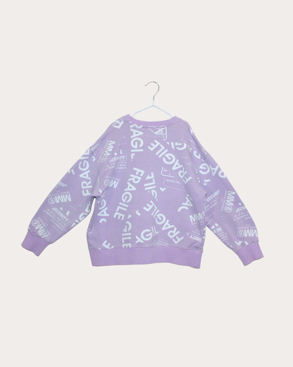 Sweat mauve avec inscription 8 ans