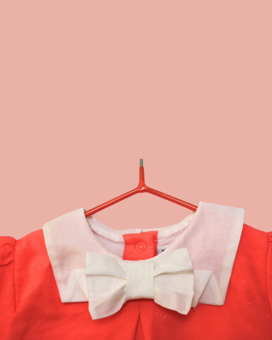 Grenouillère rose et banche en coton 1 mois