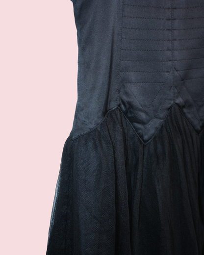 Robe noire à jupe en tulle 8 ans