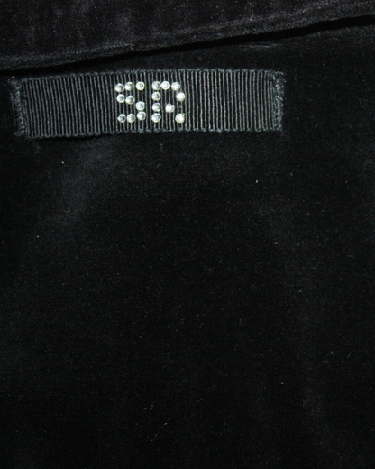 Sweatshirt noir en velours peau de pêche 8 ans