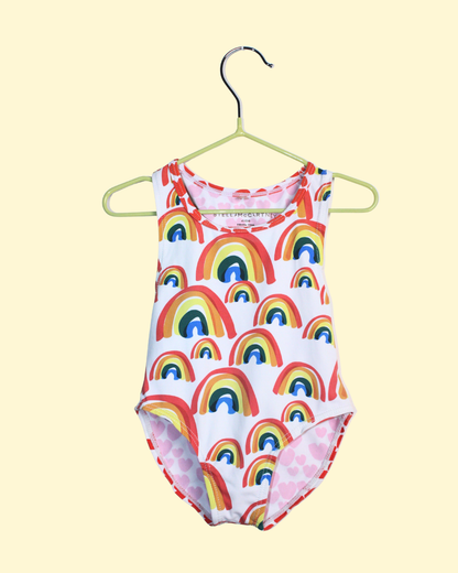 Maillot à coeurs et arcs en ciel 9 mois