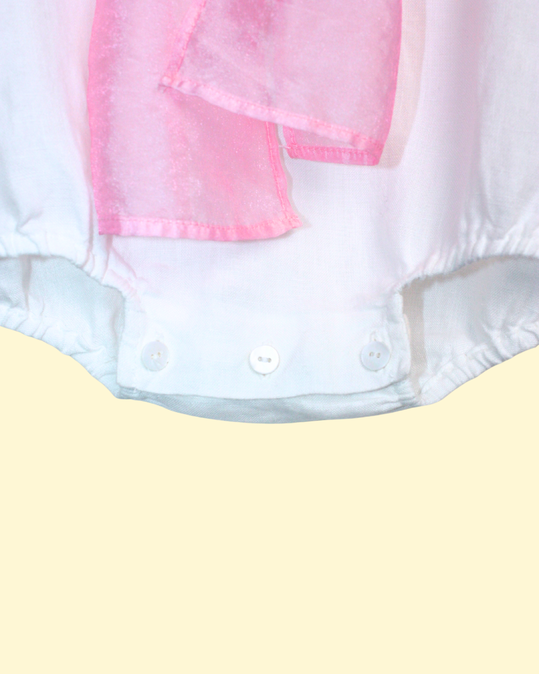 Barboteuse vintage blanche et rose 6 mois