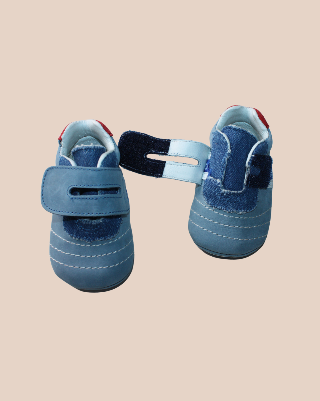 Baskets  bleues en suede taille 16
