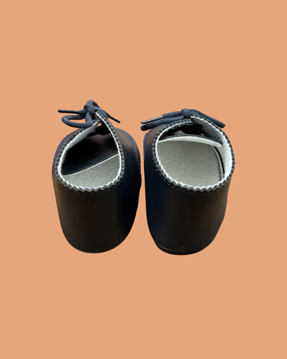 Chaussures vintage en cuir bleu foncé taille 21