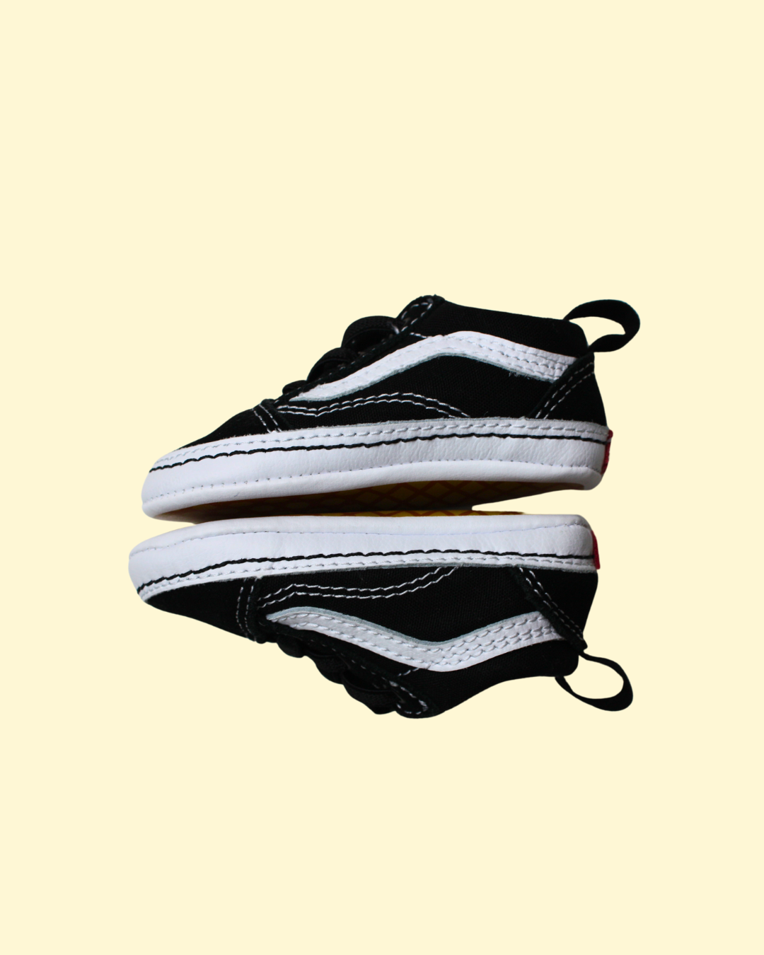 Sneakers Old School noires et blanches taille 18