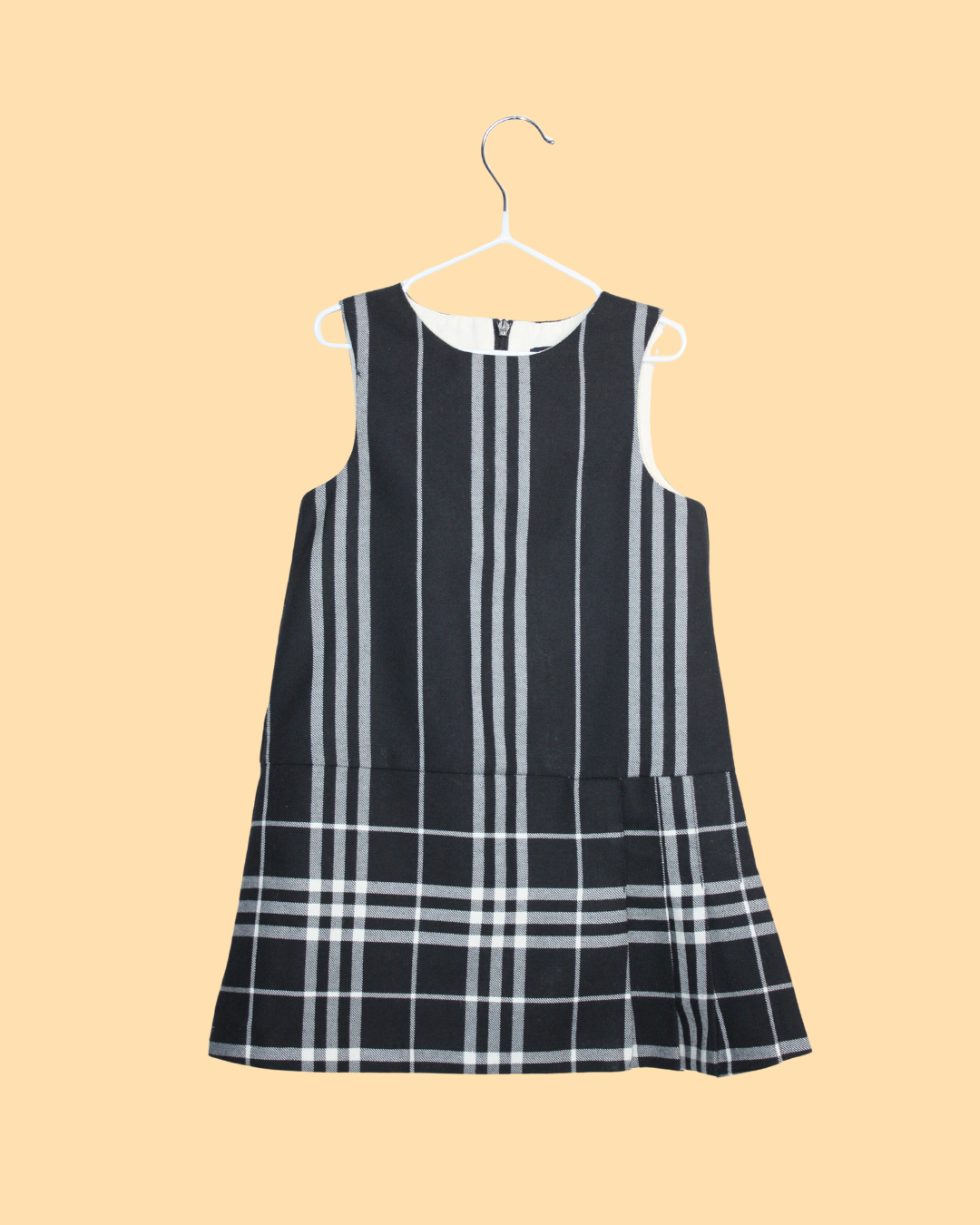 Robe Burberry de seconde main pour bébé en tartan en taille 18 mois