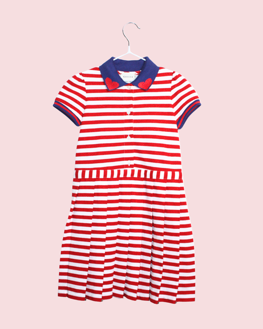 Robe Gucci à rayures et coeurs rouges taille 5 ans